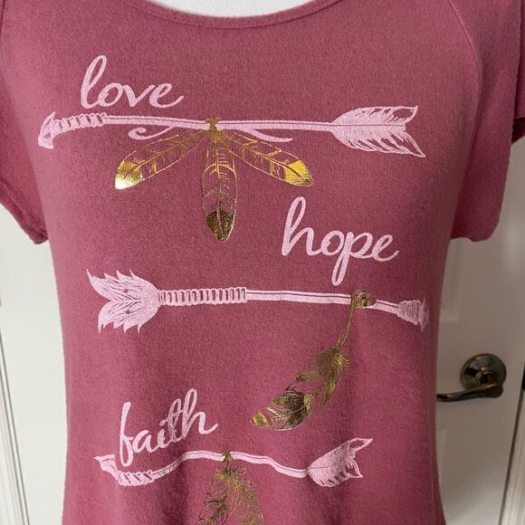 SJS SMALL "LOVE HOPE FAITH" Soft Top NWT - Picture 5 of 8